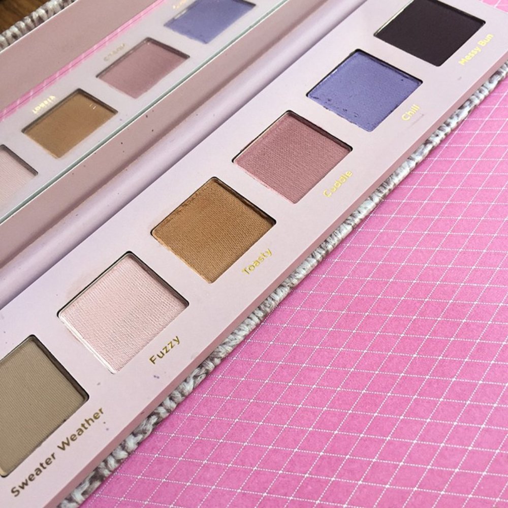 Dominique Cosmetics Sweater Weather Palette